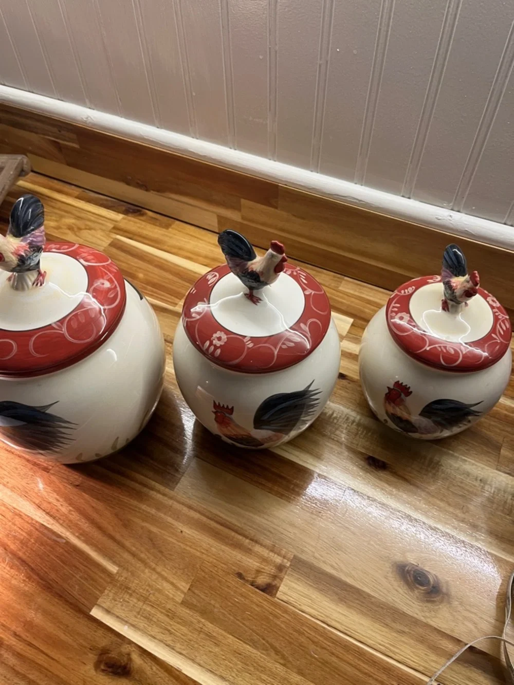 Home Interiors Cream Rooster Ceramic Canister Set with Red Lids